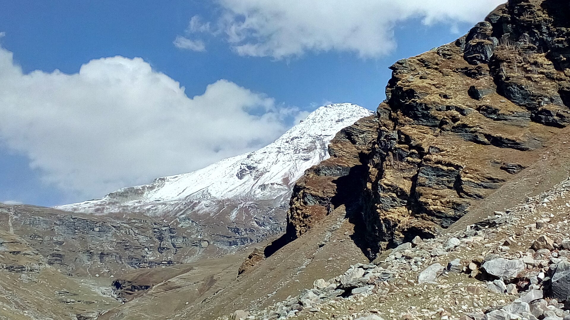 Skiing at Solang Valley photo 4